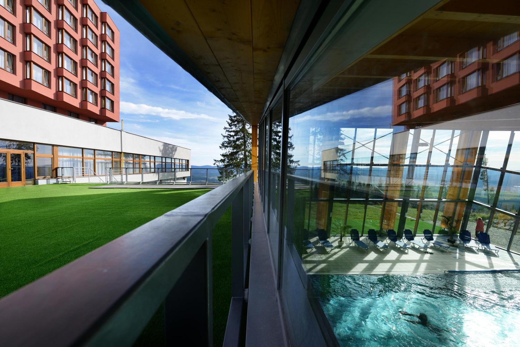 Hotel SOREA TRIGAN Štrbské Pleso Buitenkant foto
