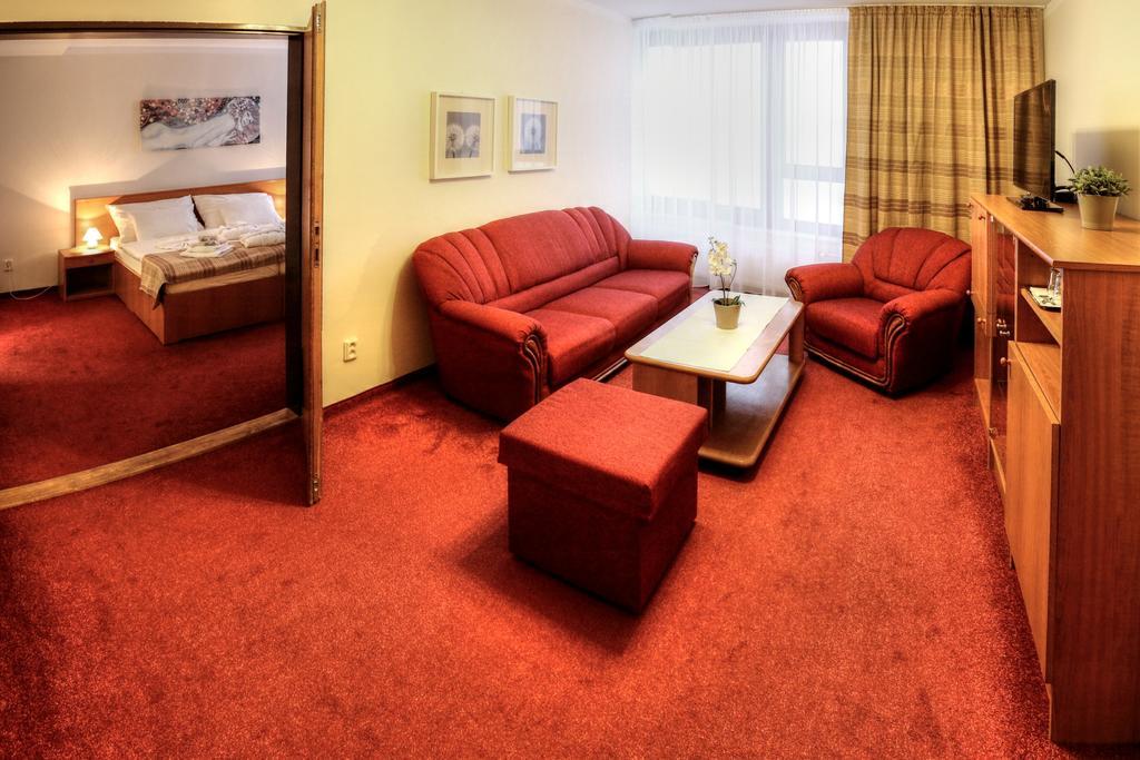 Hotel SOREA TRIGAN Štrbské Pleso Buitenkant foto